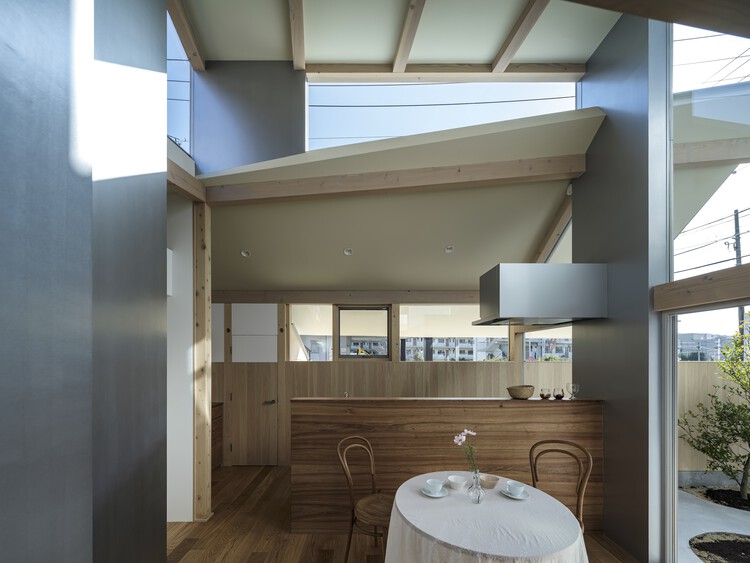 M House / Office Ryu Architect - Interior Photography, Bathroom, Windows, Table, Chair, Beam, Sink
