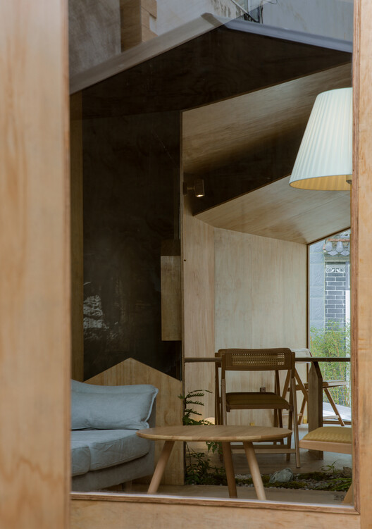 Yusan Cafe / Edge Architects - Interior Photography, Bedroom, Beam