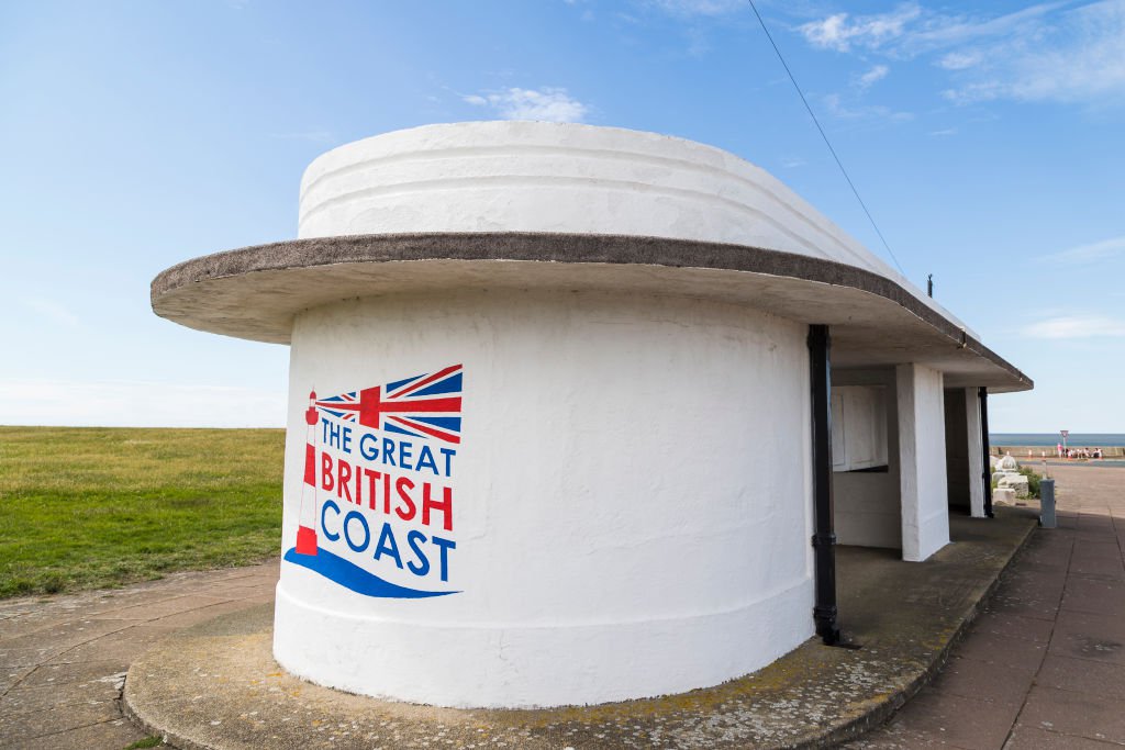 Coastal shelter on Wallasey beach on the Wirral Coastal Walk (Photo: Jason Wells/Loop Images/Universal Images Group via Getty Images)