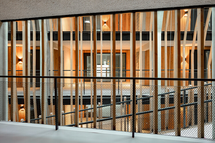 Jonas’ Residential Building / Orange Architects - Interior Photography, Windows, Fence, Handrail