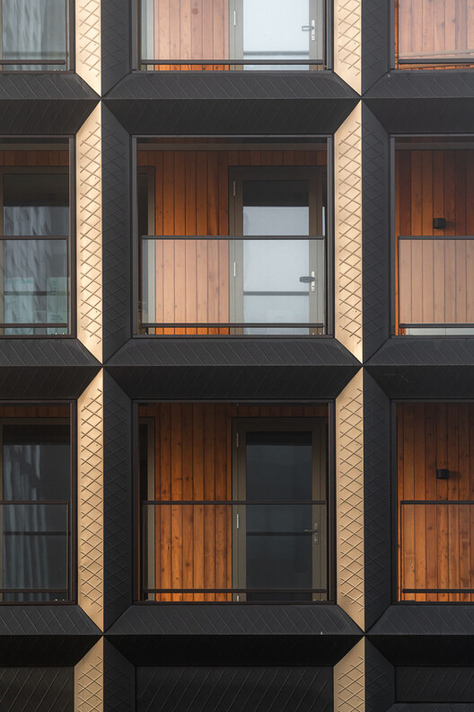 Jonas’ Residential Building / Orange Architects - Interior Photography, Windows, Facade