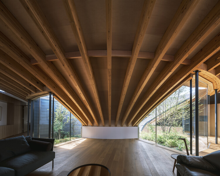 Sky Vessel House / NKS Architects - Interior Photography, Wood, Beam, Windows, Deck