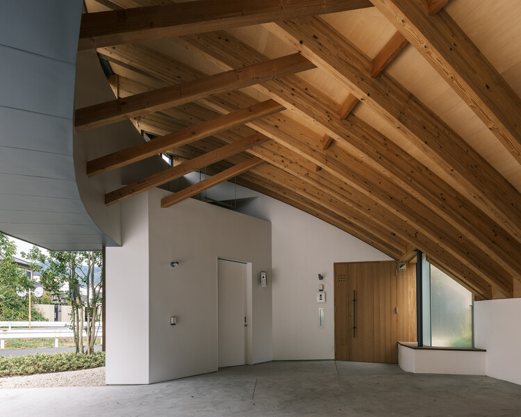 Sky Vessel House / NKS Architects - Interior Photography, Windows, Facade, Beam