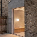 Hamilton Road / Magri Williams Architects - Interior Photography, Bathroom, Brick, Facade, Concrete