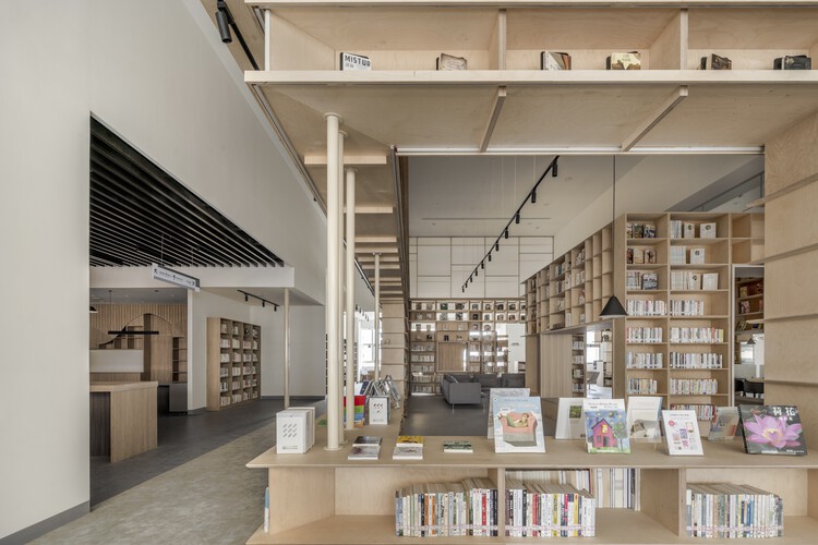 New Taipei City Library Taishan Branch / A.C.H Architects - Interior Photography, Shelving