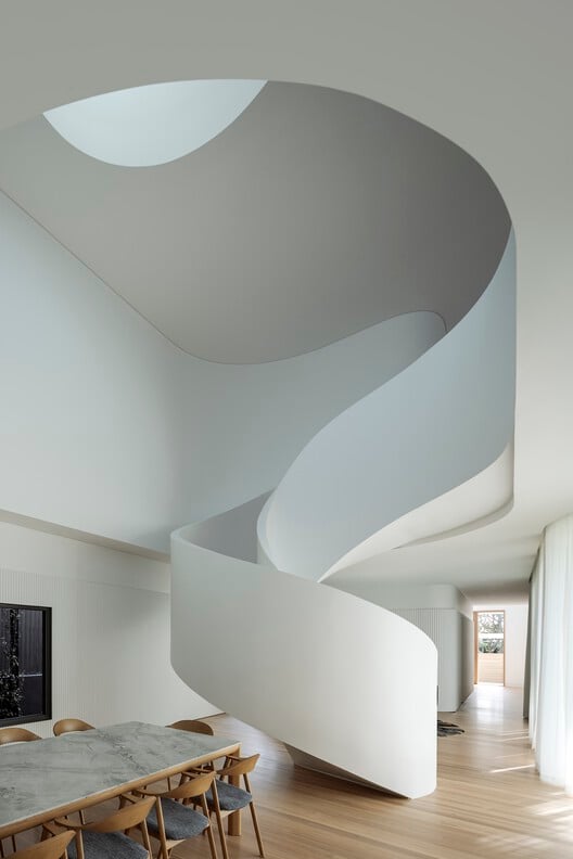 Boomerang House / Joe Adsett Architects - Interior Photography, Table