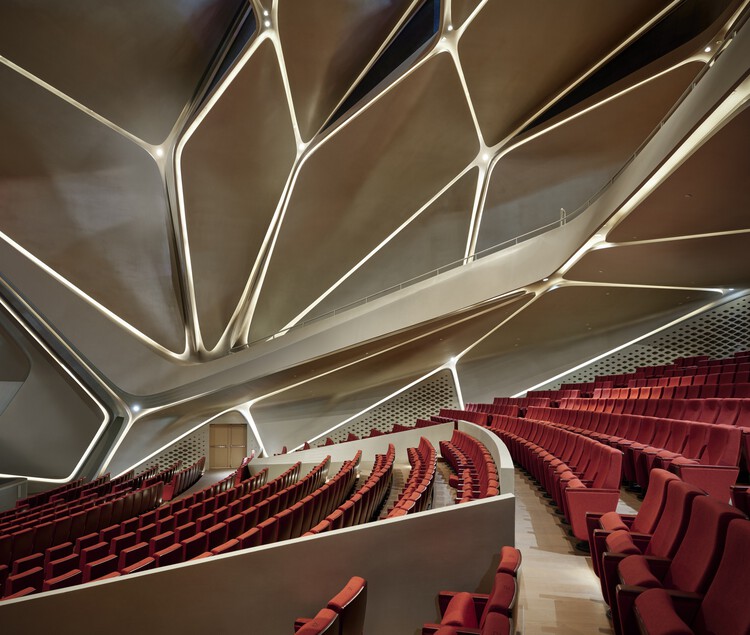 Zhuhai Jinwan Civic Art Center / Zaha Hadid Architects - Interior Photography
