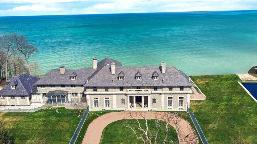 Lake views from this Lake Forest mansion
