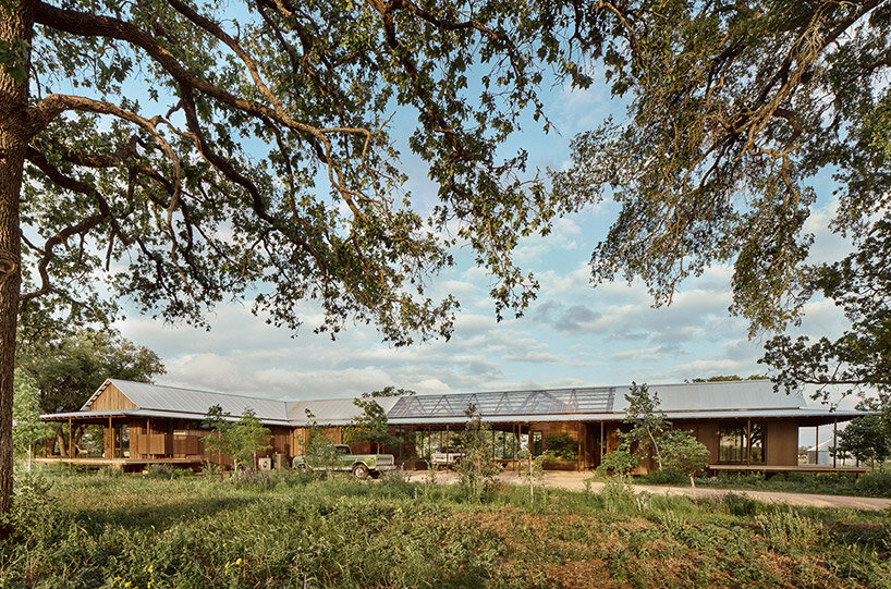 baldridge architects roam ranch