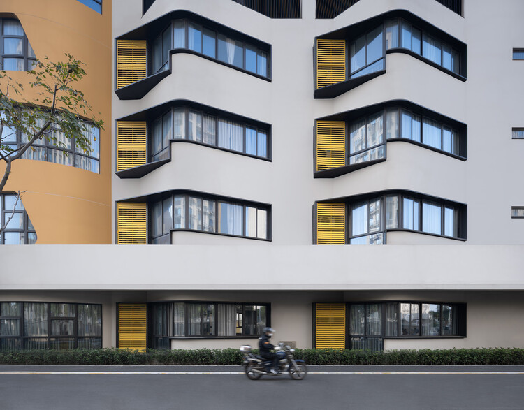 Chonggu Experimental School / BAU Brearley Architects + Urbanists - Exterior Photography, Windows, Facade
