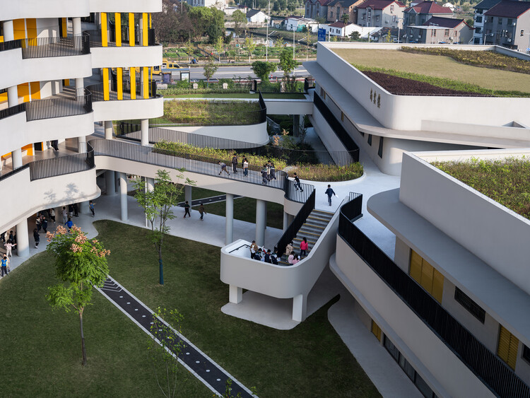 Chonggu Experimental School / BAU Brearley Architects + Urbanists - Image 14 of 20