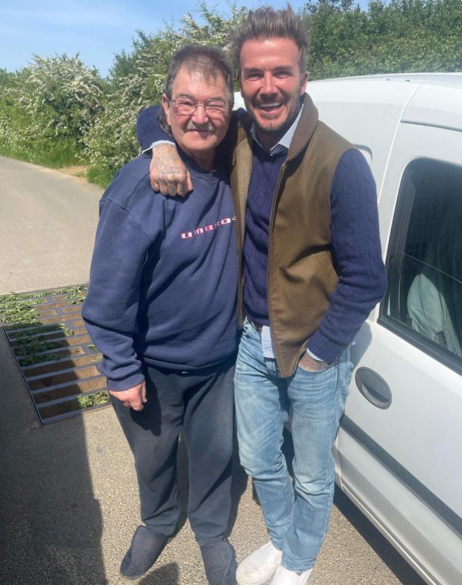 David Beckham with Gerald from Diddly Squat farm